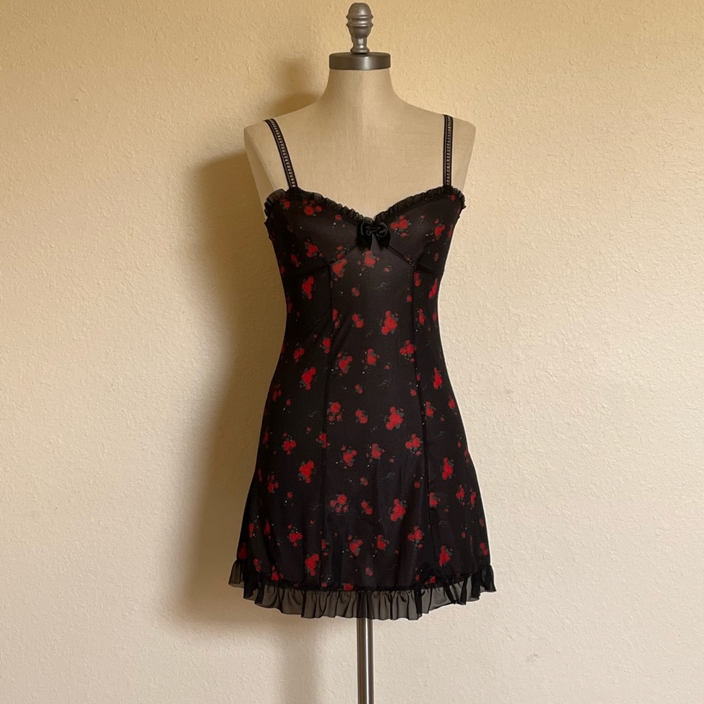 NWOT Sz: XS-S Black Sheer Rose Print Mini Dress